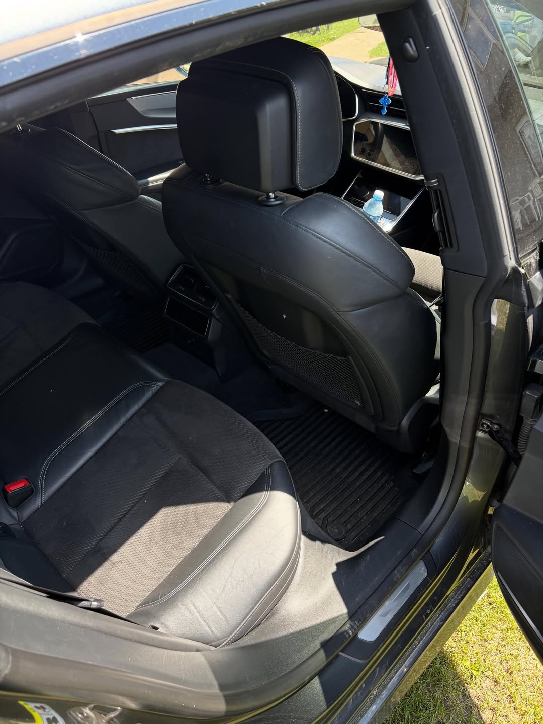 Audi A7 2018 detalj enterijera 8