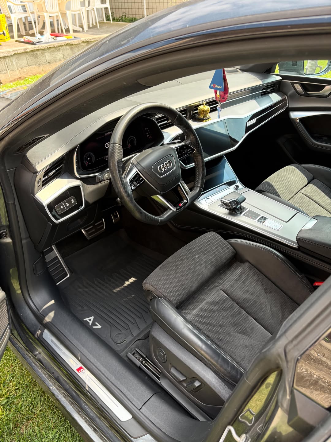 Audi A7 2018 detalj enterijera 13