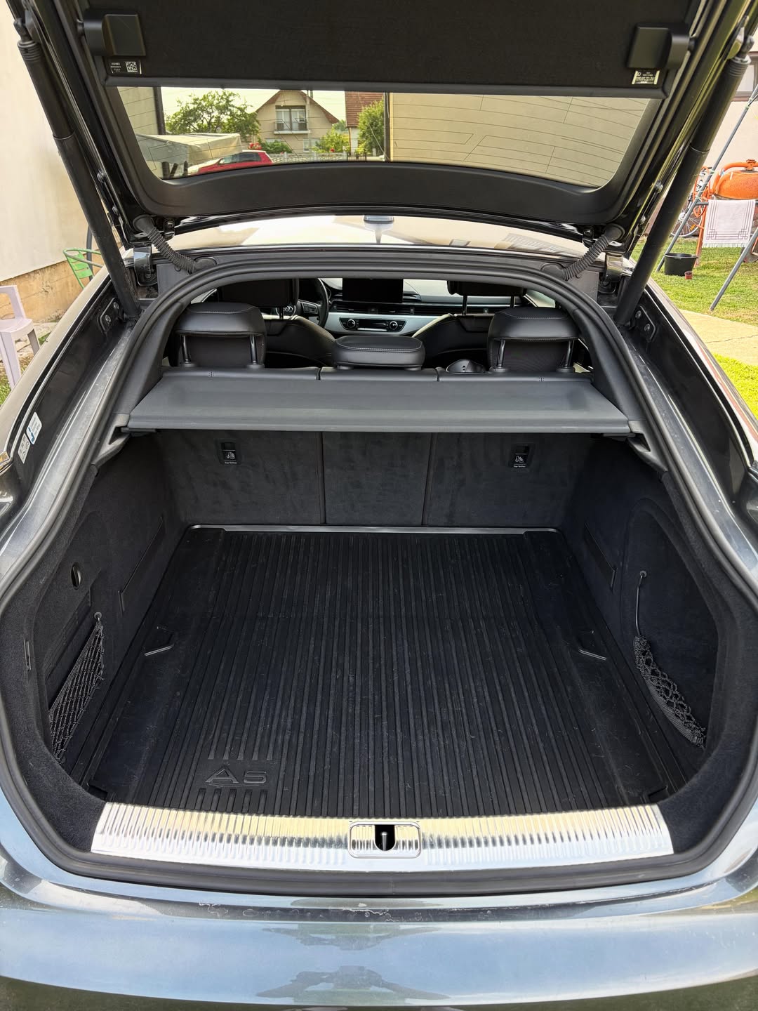 Audi A5 vozački deo enterijera nakon detailinga