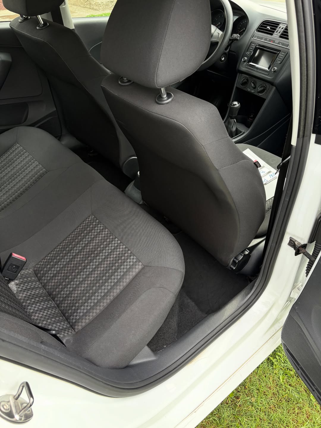 Volkswagen Polo 2014 detalj enterijera 8